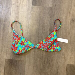 NWT Bright Swim Tidal bikini top